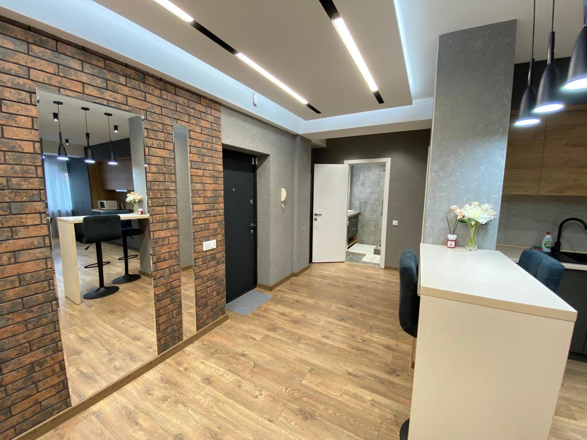 Rentnow Large And Cozy Apartment In The Center, Parking تشيسيناو المظهر الخارجي الصورة