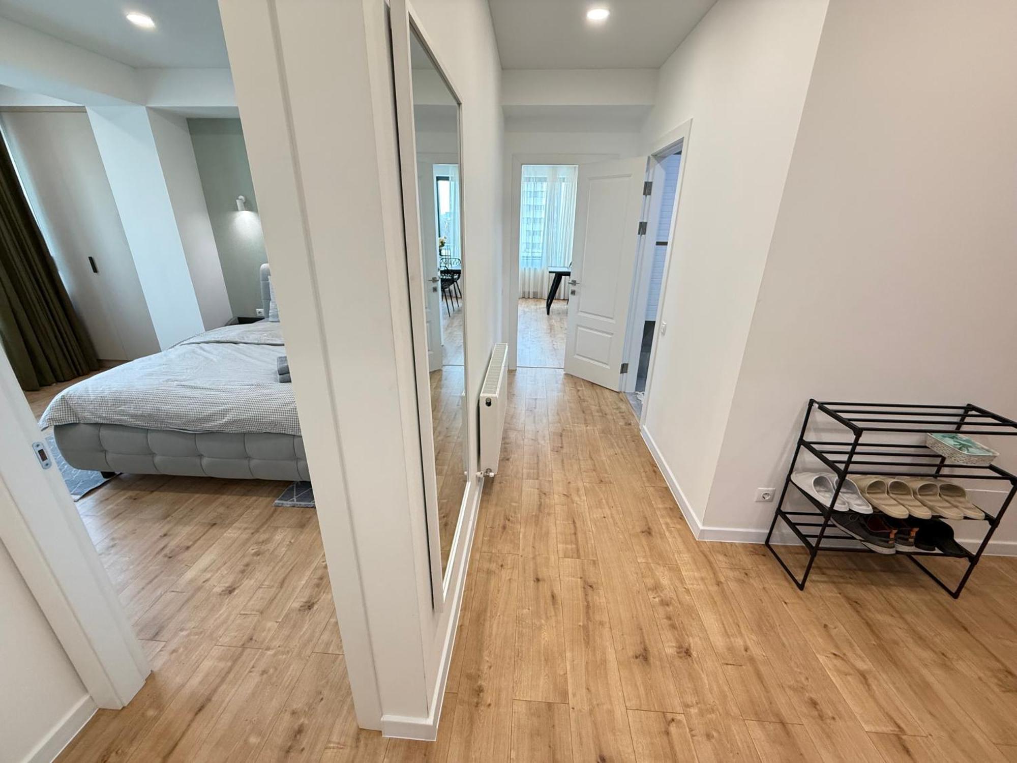 Rentnow Large And Cozy Apartment In The Center, Parking تشيسيناو المظهر الخارجي الصورة